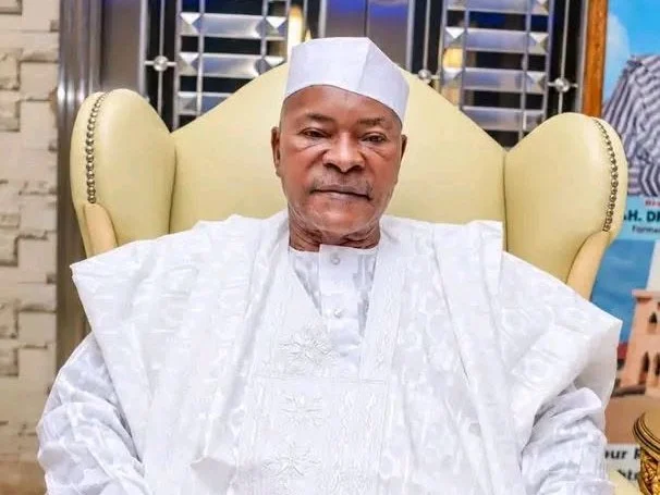 Ojanv Xmala a d’e kwu Ibrahim Idris
